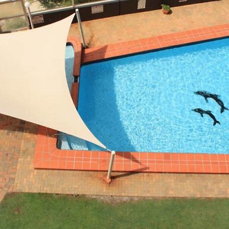 President Holiday Apartments - Absolute Beachfront Gold Coast Dış mekan fotoğraf